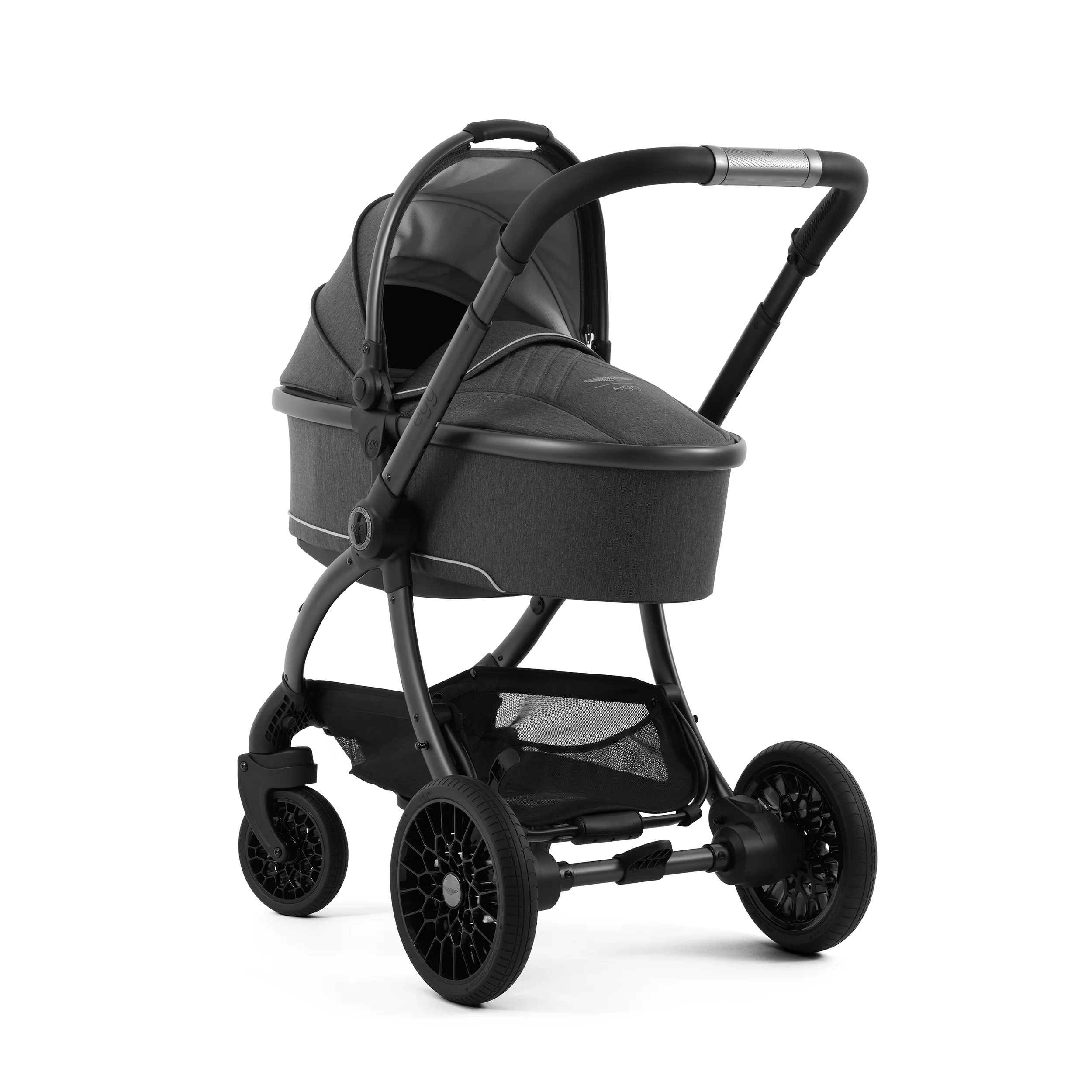 Aston Martin egg3® Package Classic Grey - Non UK - Image 10