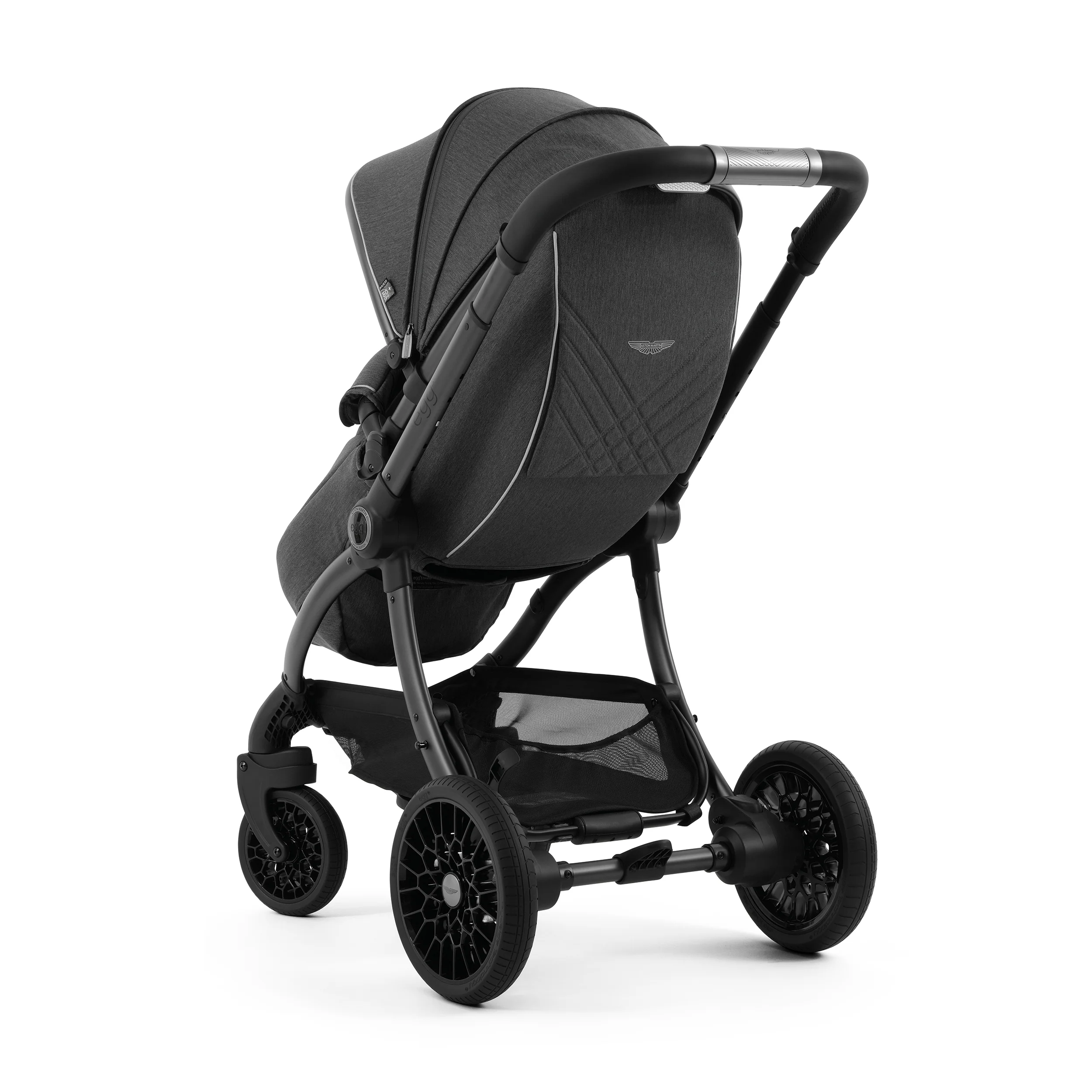 Aston Martin egg3® Package Classic Grey - Non UK - Image 13