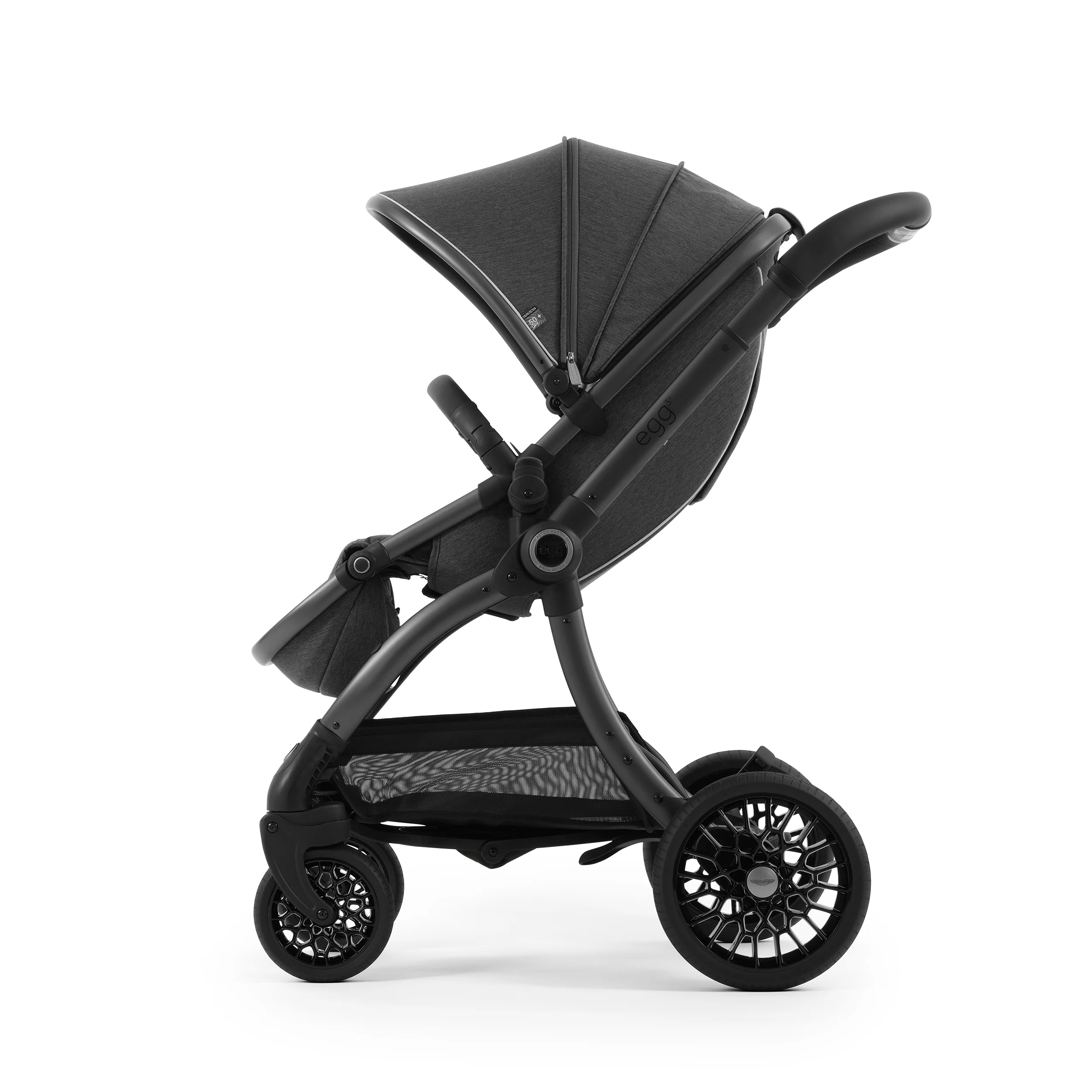 Aston Martin egg3® Package Classic Grey - Non UK - Image 19