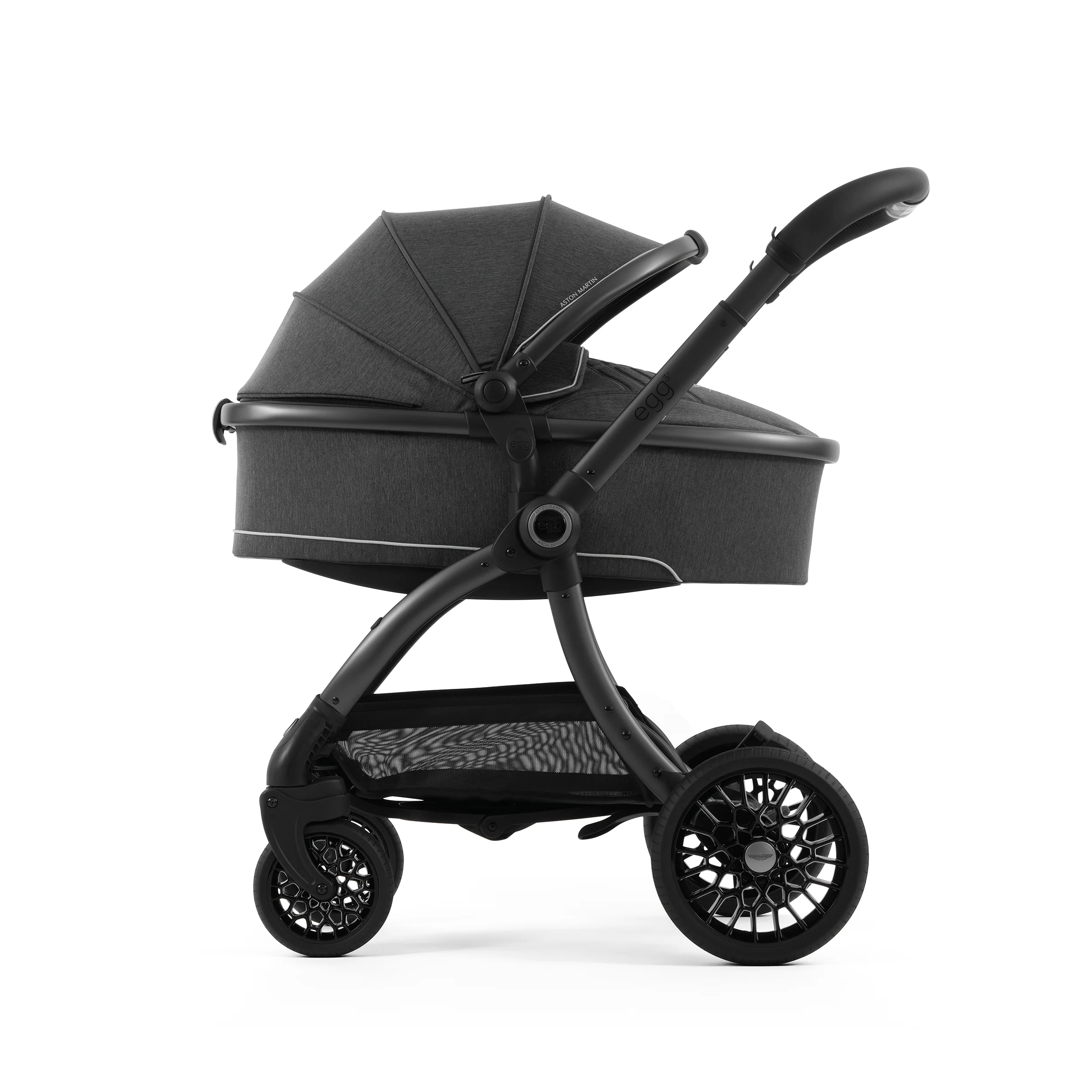 Aston Martin egg3® Package Classic Grey - Non UK - Image 21