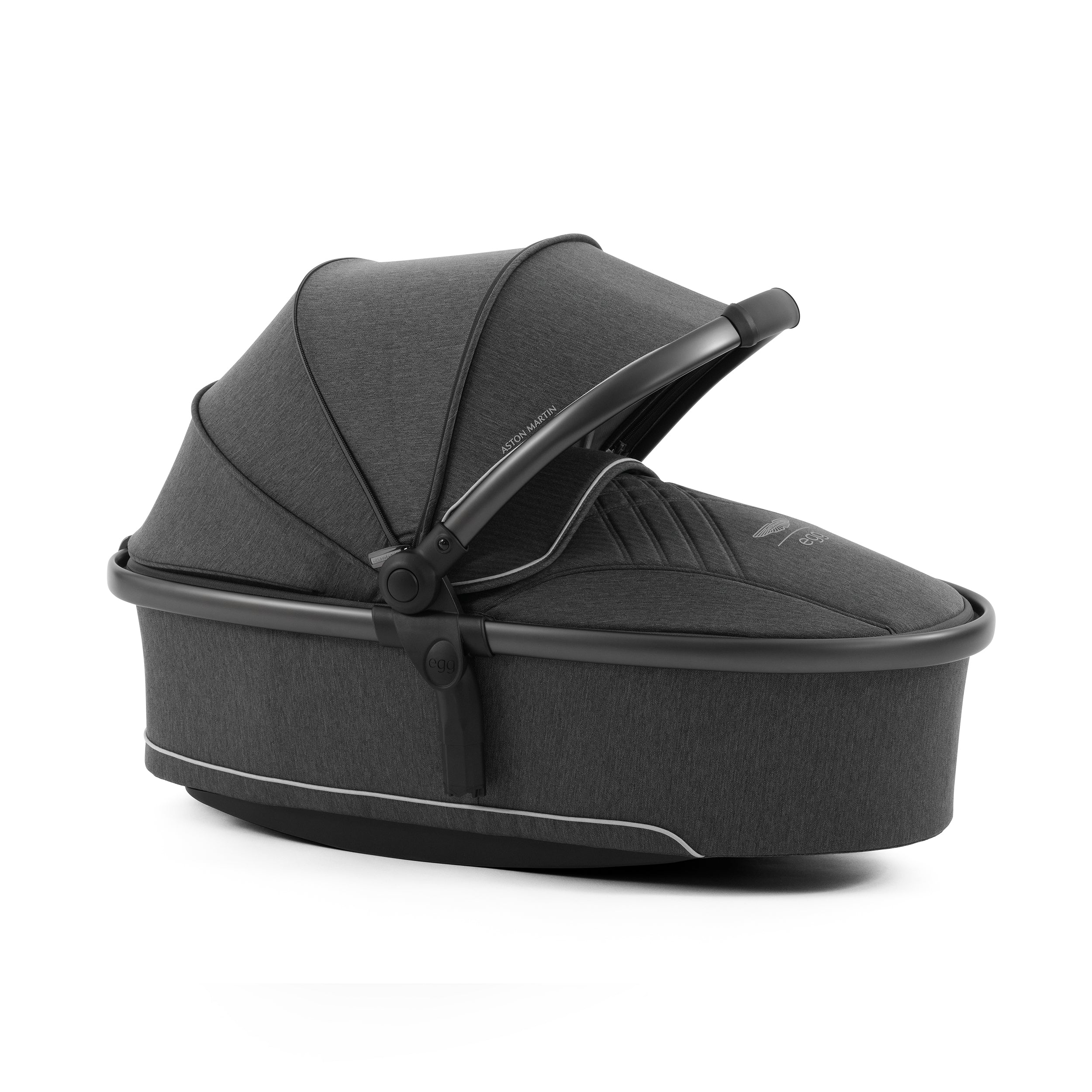 Aston Martin egg3® Package Classic Grey - Non UK - Image 26