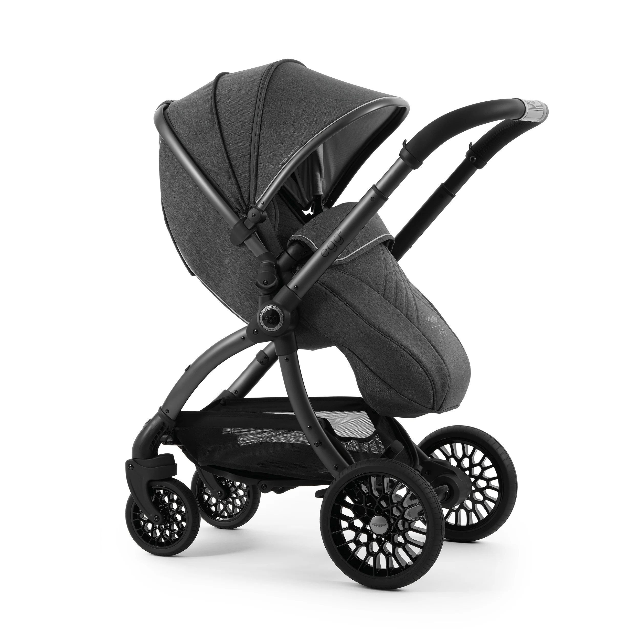 Aston Martin egg3® Package Classic Grey - Non UK - Image 3