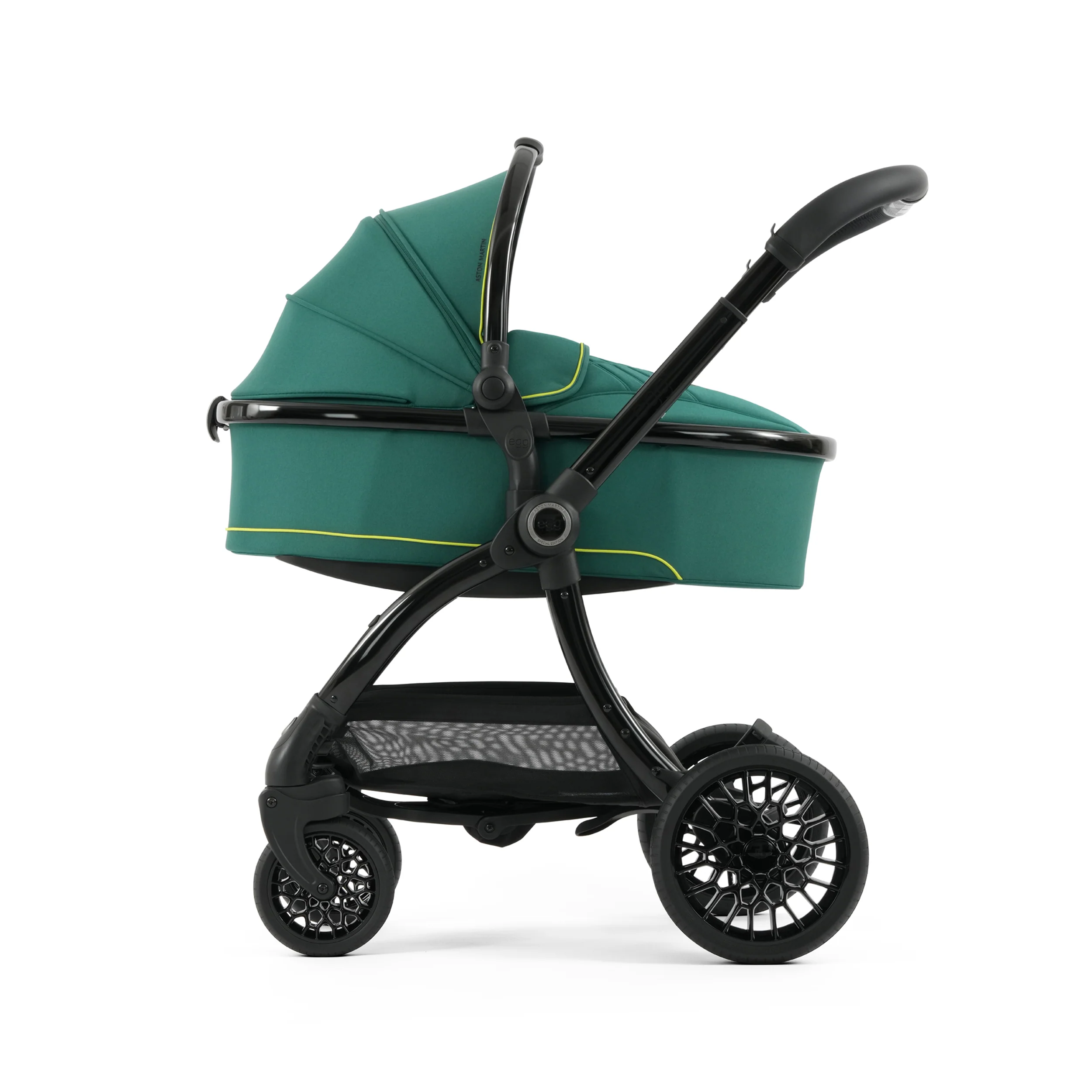 Aston Martin egg3® Package Performance Green - UK - Image 6