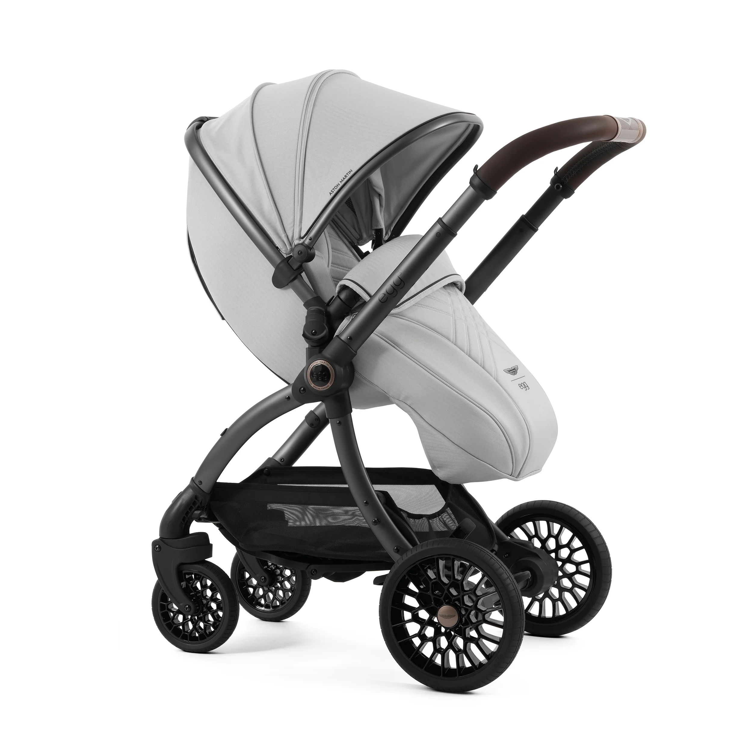 Aston Martin egg3® Package Soft Grey - UK - Image 8