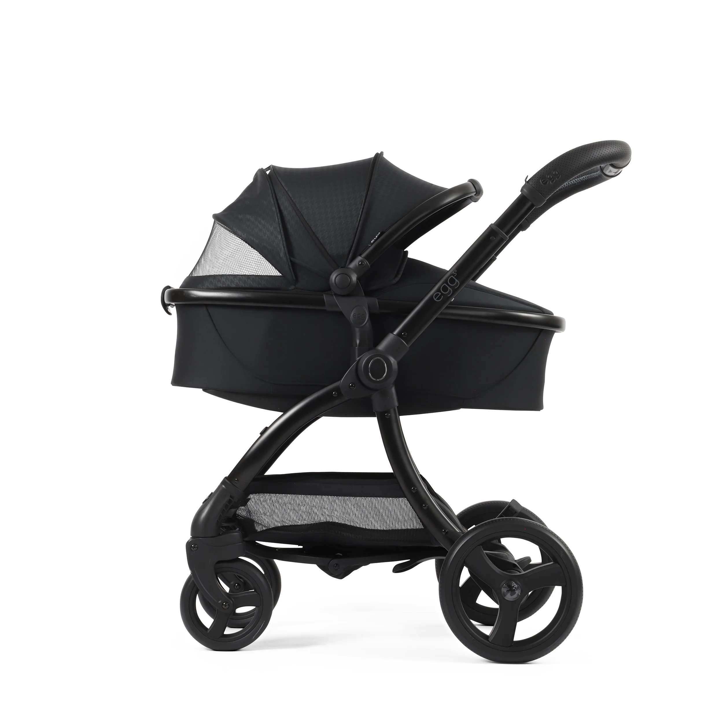 egg3® Stroller - Image 113