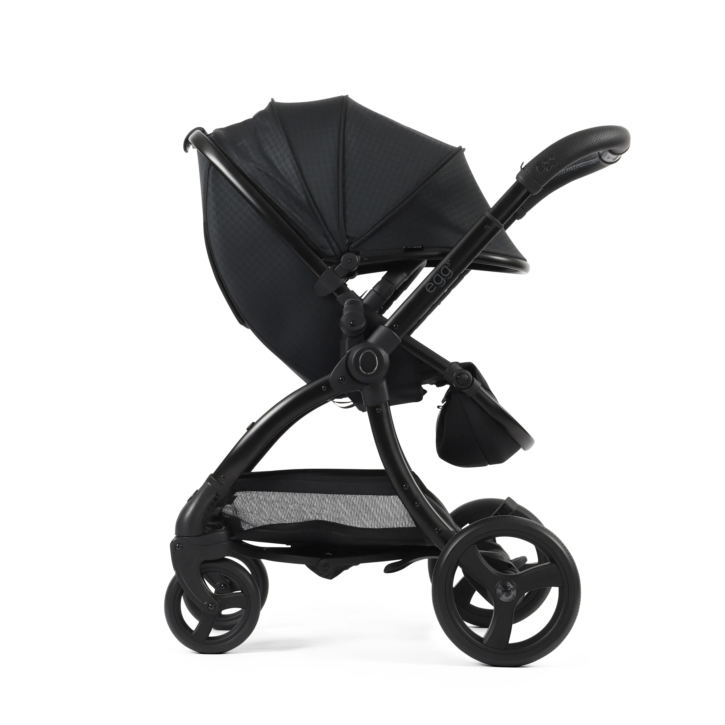 egg3® Stroller - Image 117