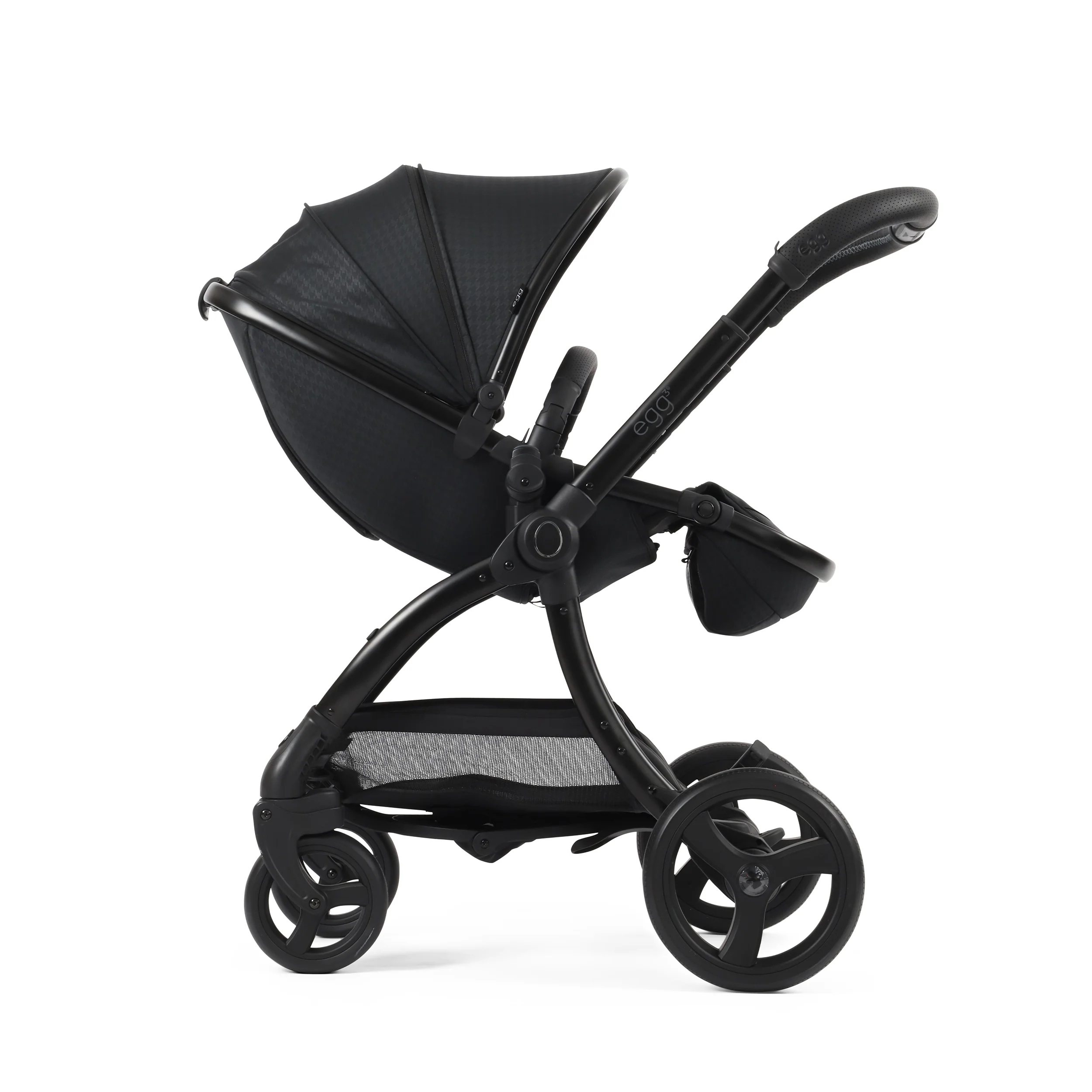 egg3® Stroller - Image 118