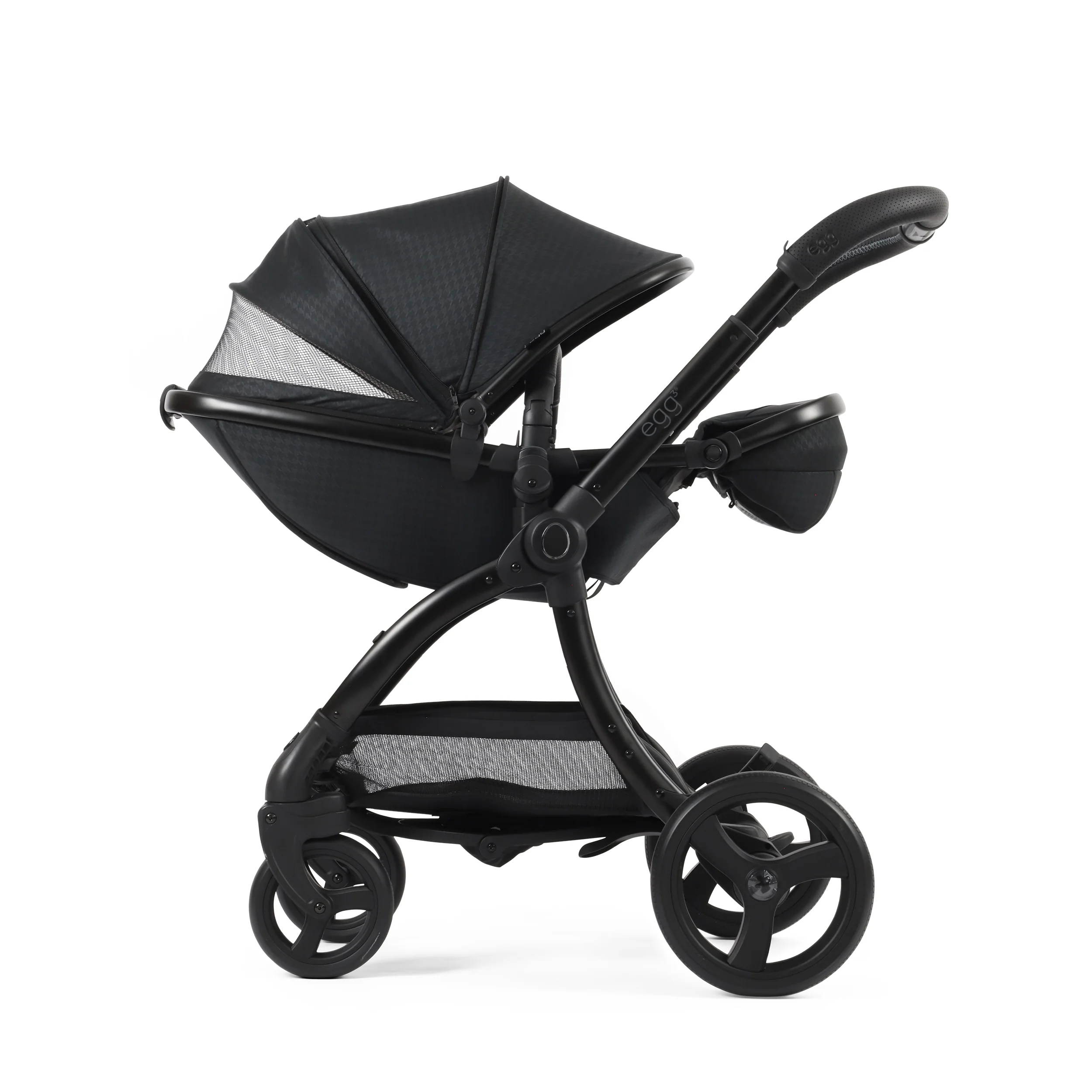 egg3® Stroller - Image 119