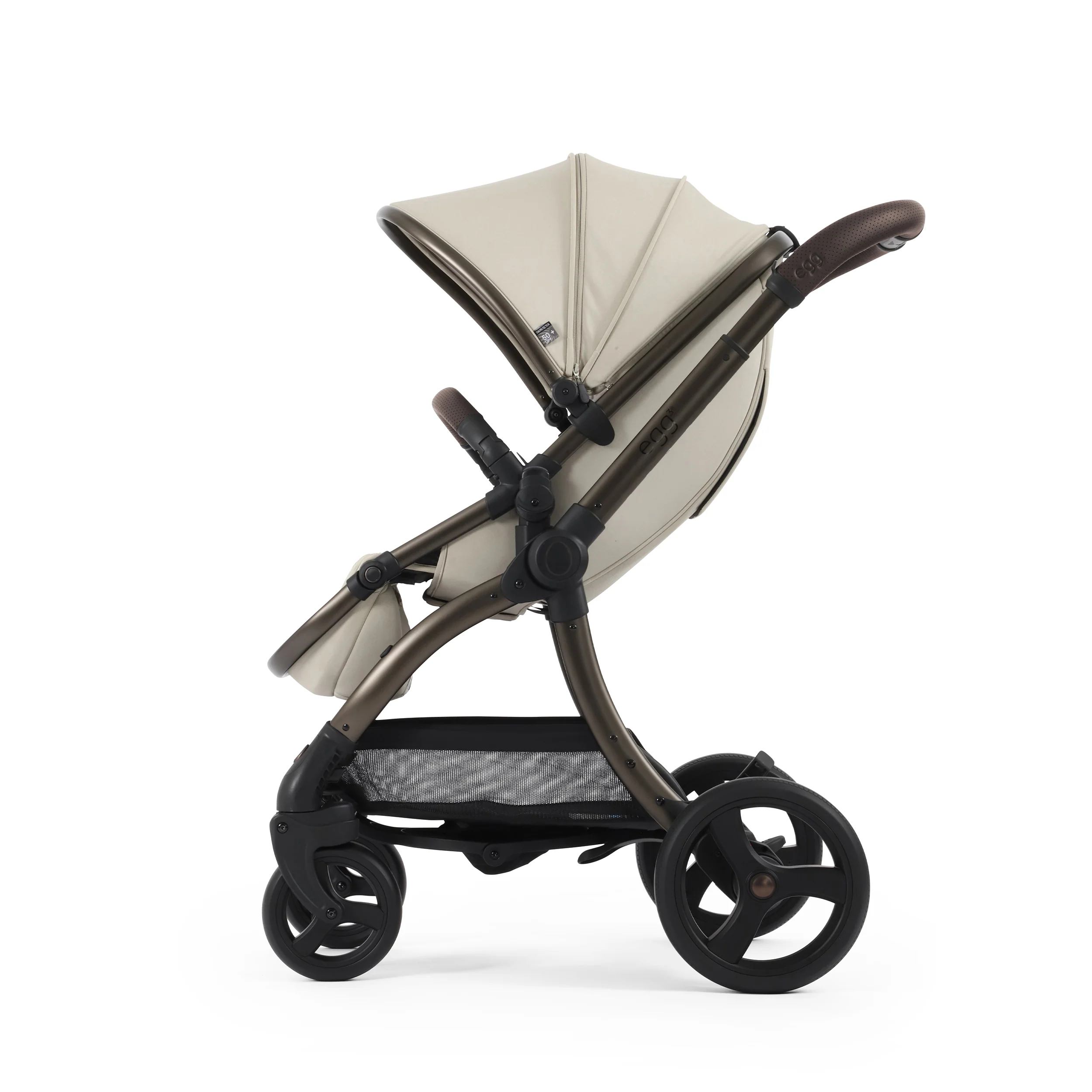 egg3® Stroller - Image 140