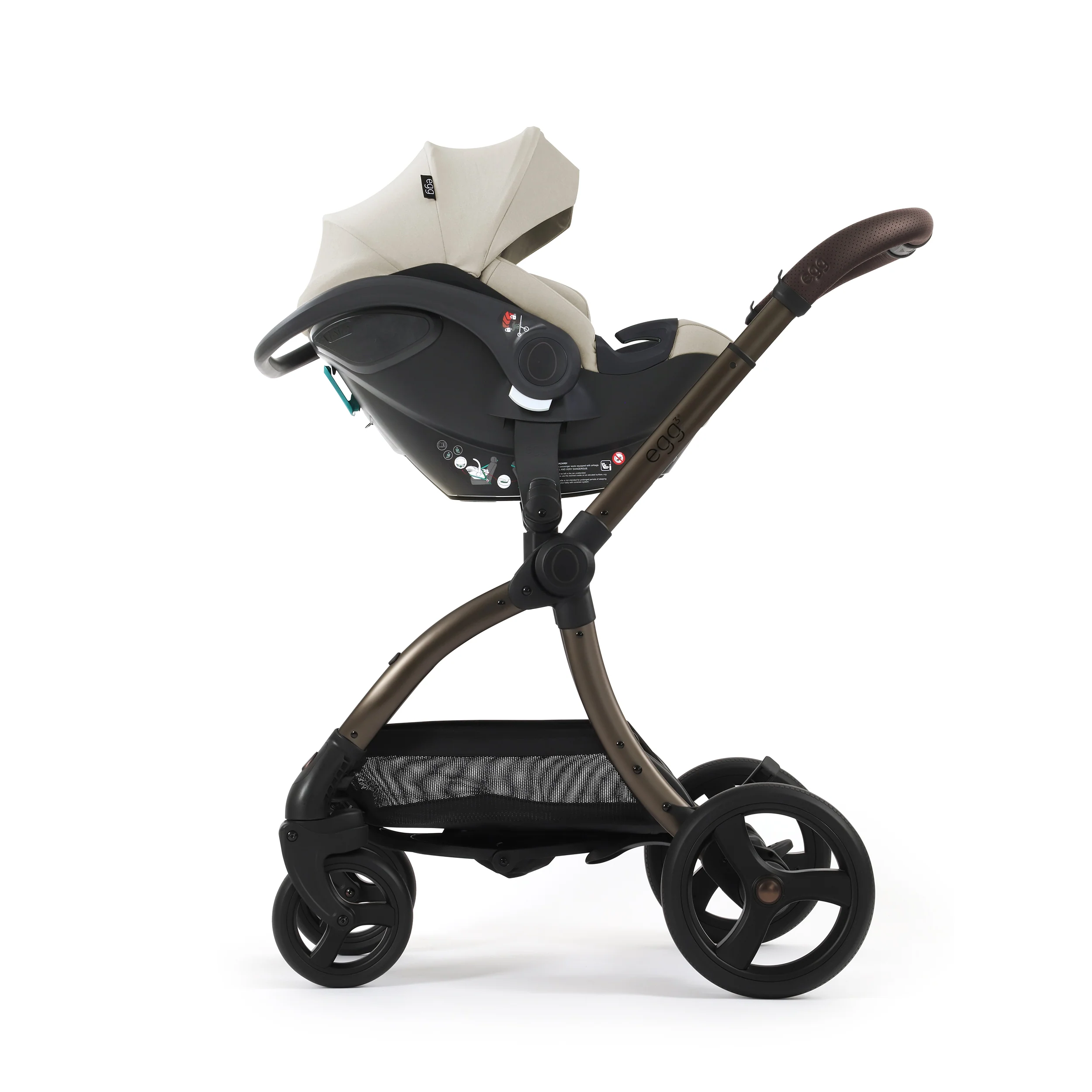 egg3® Stroller - Image 141