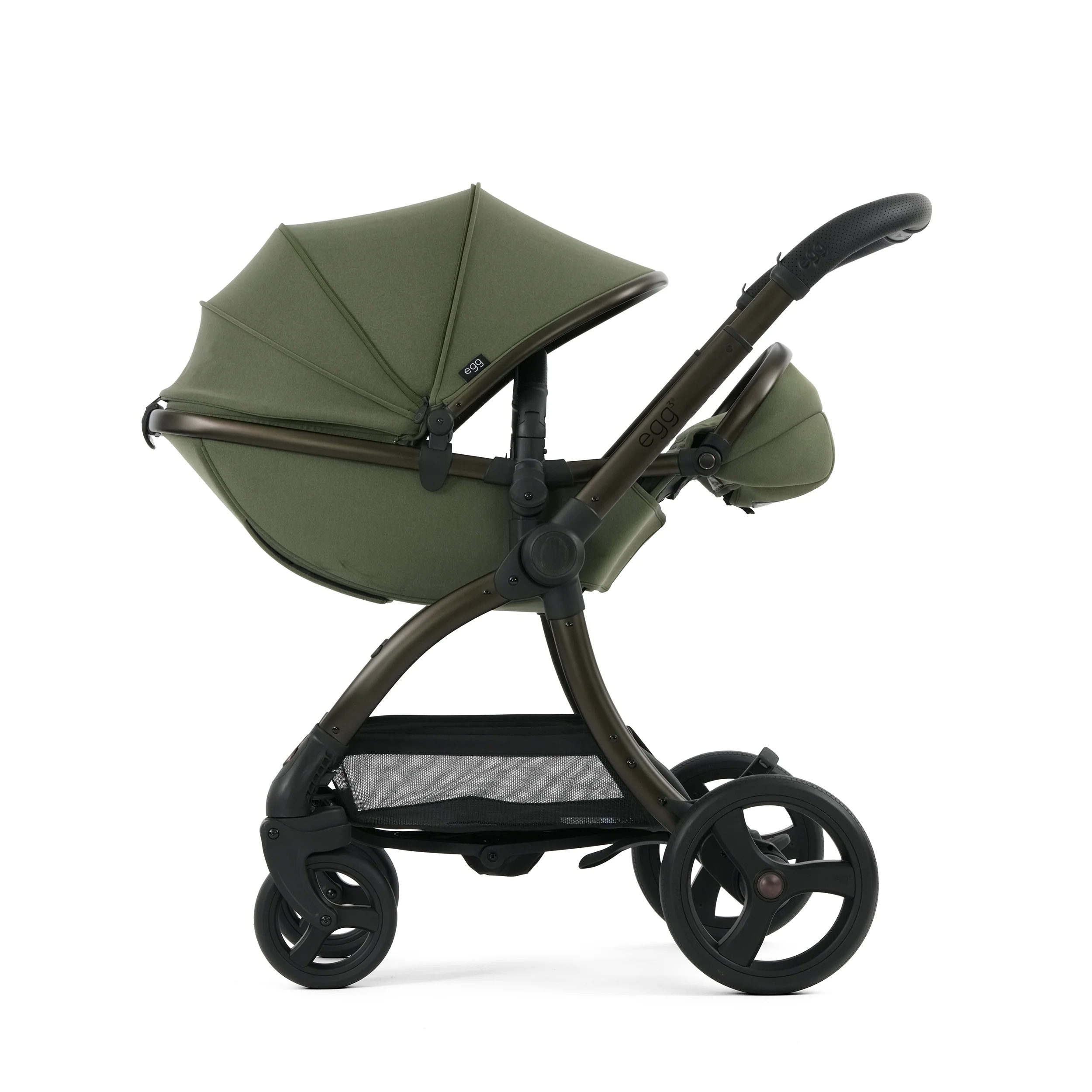 egg3® Stroller - Image 180