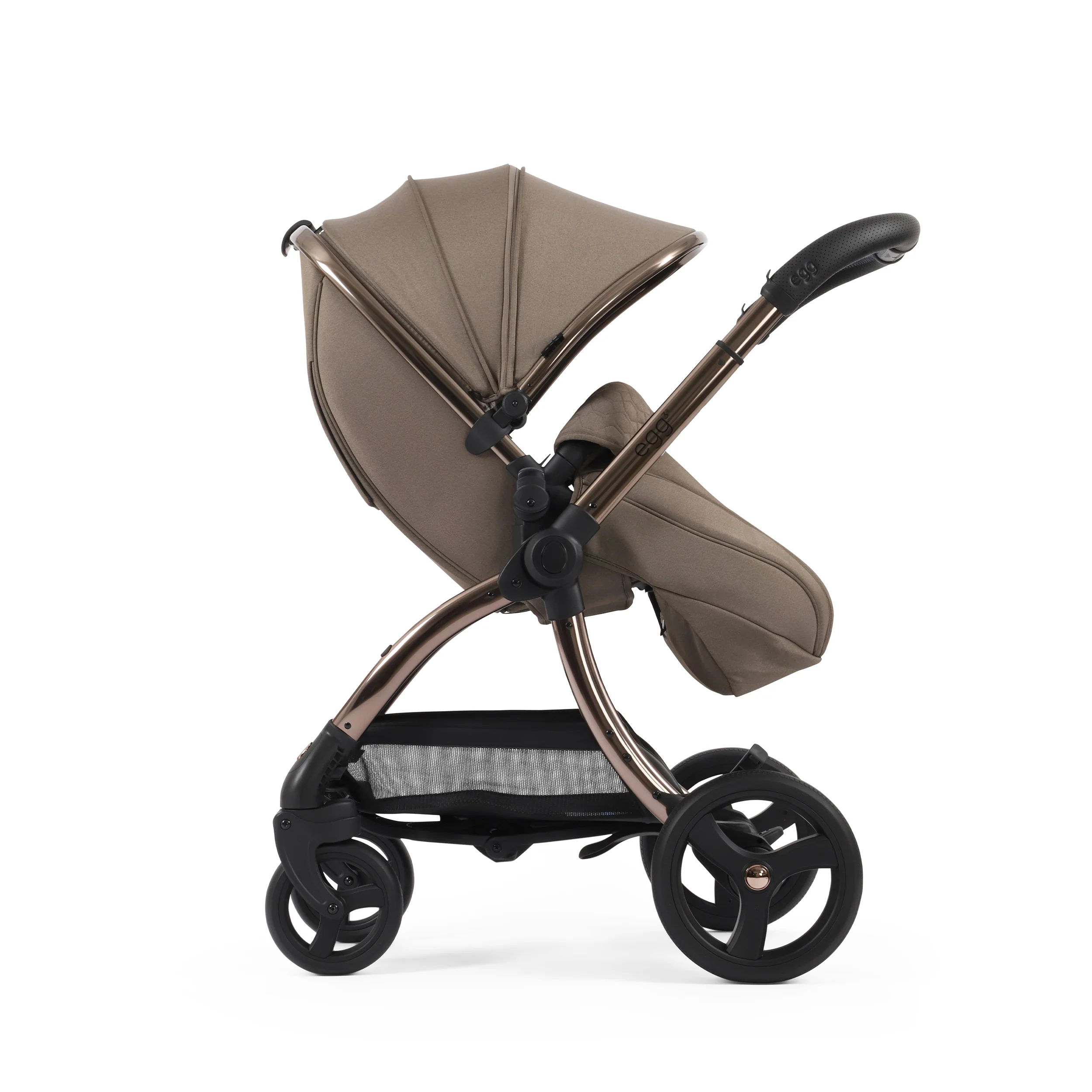 egg3® Stroller - Image 63